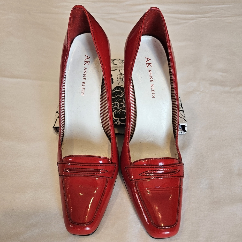 AK Anne Klein Impact Leather Heels Red Sz 6.5 3.5" Heel Sexy EUC - Picture 3 of 12
